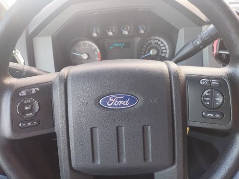 Used 2013 Ford F250 XLT w/ Advanced Security Group image 5