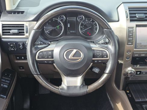 Certified 2020 Lexus GX 460 Luxury w/ Accessory Package image 24