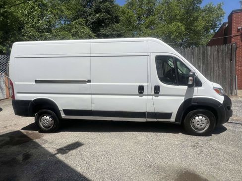 Used 2023 RAM ProMaster 2500 FWD image 5