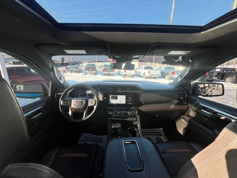 Used 2022 GMC Sierra 1500 AT4 w/ Sierra Safety Plus Package image 34