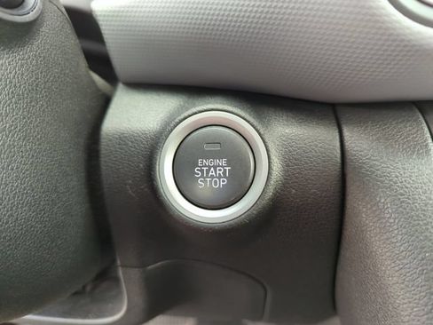 Used 2019 Hyundai Kona SEL FWD image 45
