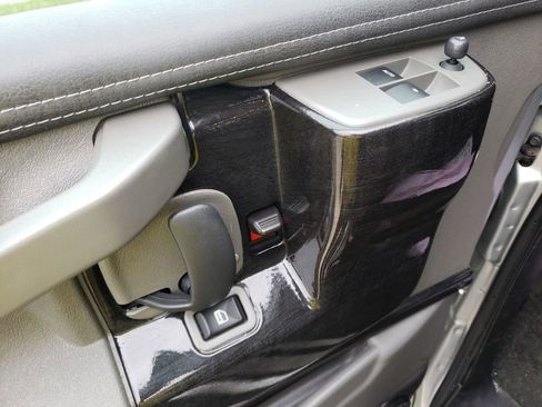 Used 2023 Chevrolet Express 2500 Extended image 12