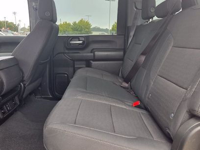 Used 2024 Chevrolet Silverado 2500 Custom w/ Custom Value Package