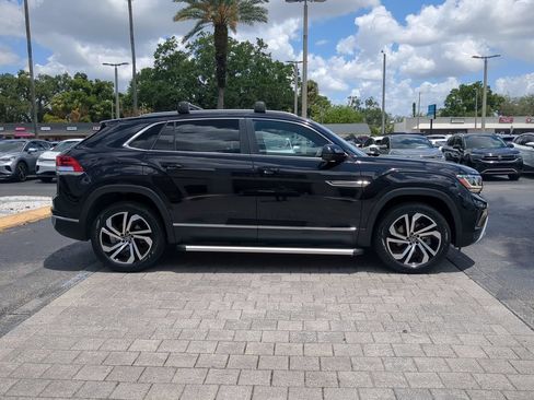 Used 2023 Volkswagen Atlas Cross Sport SEL AWD/4WD image 3