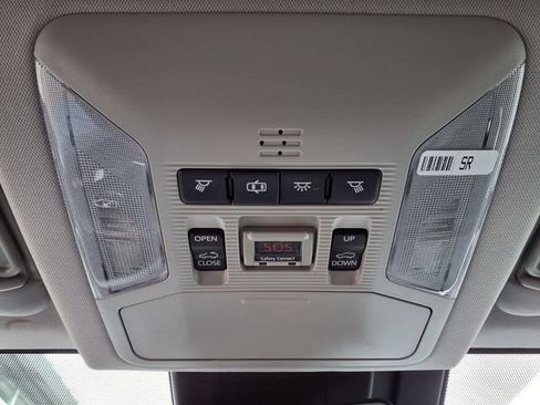 Used 2019 Toyota RAV4 Limited AWD/4WD image 13