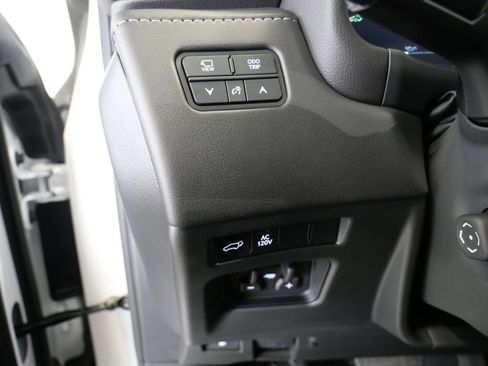Certified 2025 Lexus LX 700h Overtrail AWD/4WD image 13
