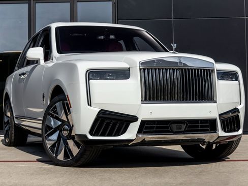New 2026 Rolls-Royce Cullinan image 5