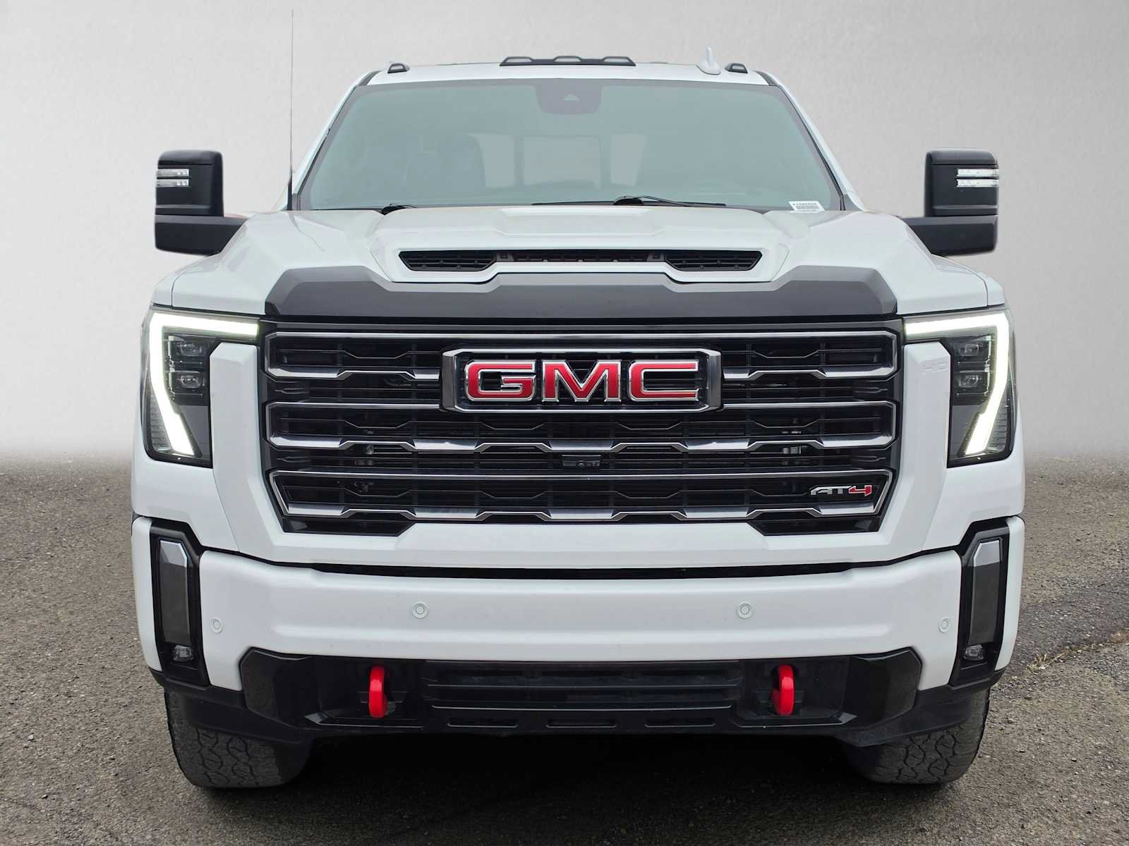 Used 2024 GMC Sierra 2500 AT4 w/ AT4 Premium Plus Package AWD/4WD image 8