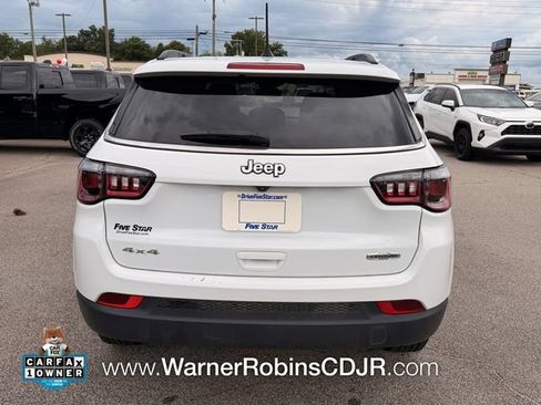 Used 2024 Jeep Compass Latitude w/ Convenience Group AWD/4WD image 11
