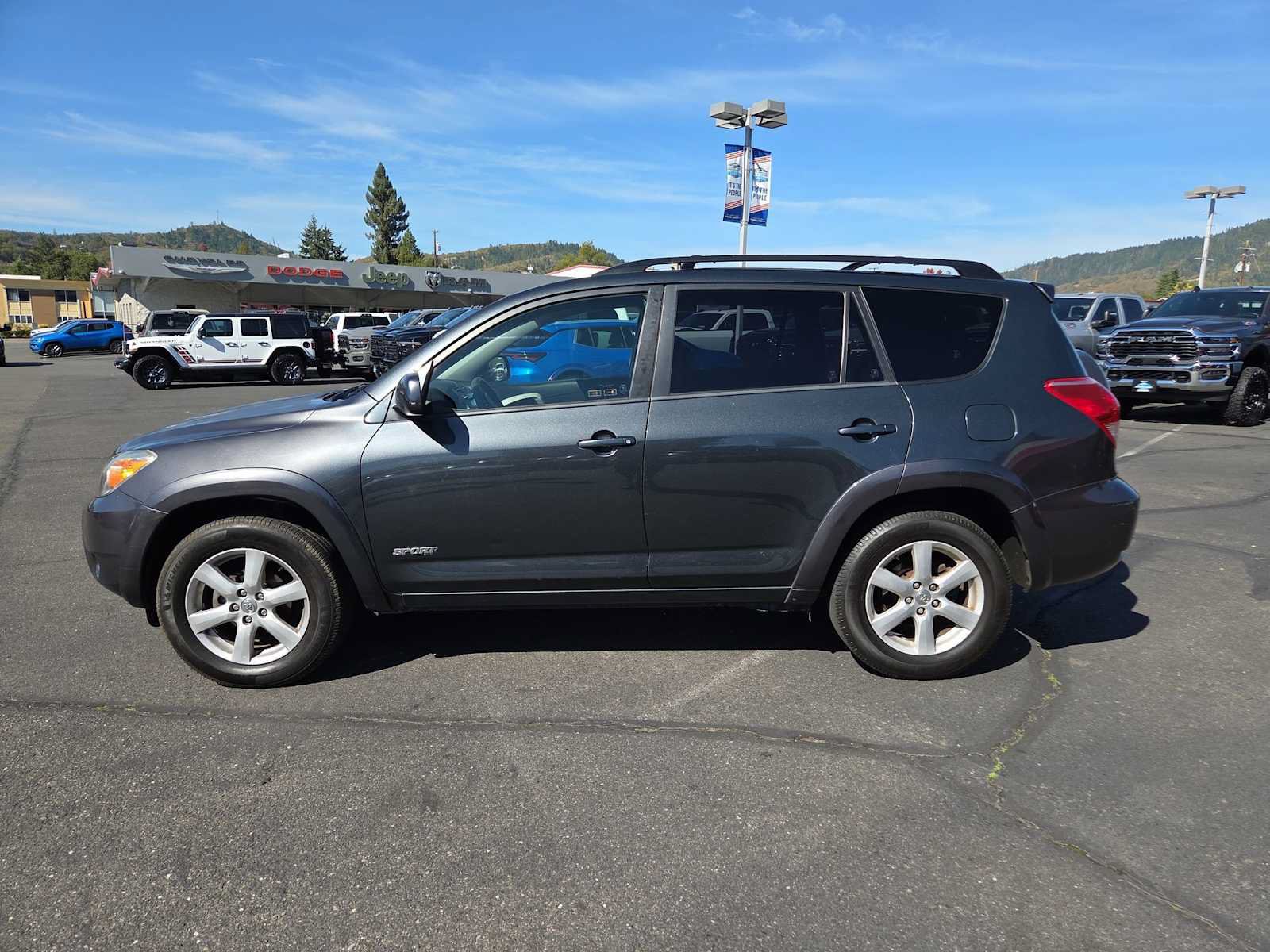 Used 2007 Toyota RAV4 Sport AWD/4WD image 11