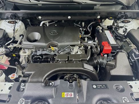 Used 2020 Toyota RAV4 LE image 24