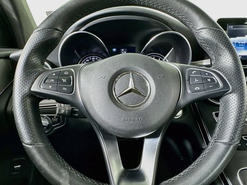 Used 2019 Mercedes-Benz GLC 300 4MATIC image 33