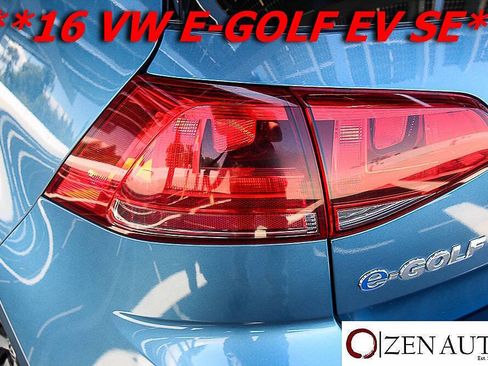 Used 2016 Volkswagen e-Golf SE FWD image 40