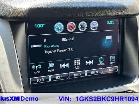 Used 2017 GMC Yukon SLT image 32