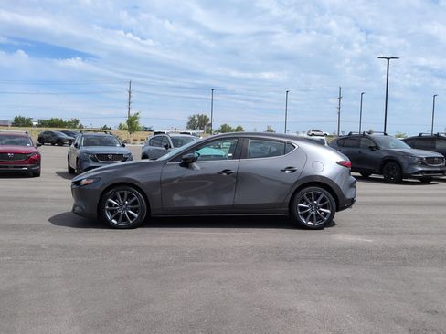 Used 2024 MAZDA MAZDA3 s FWD image 4