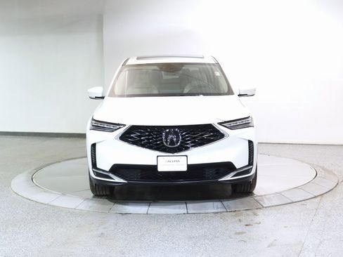 Used 2026 Acura MDX SH-AWD image 4