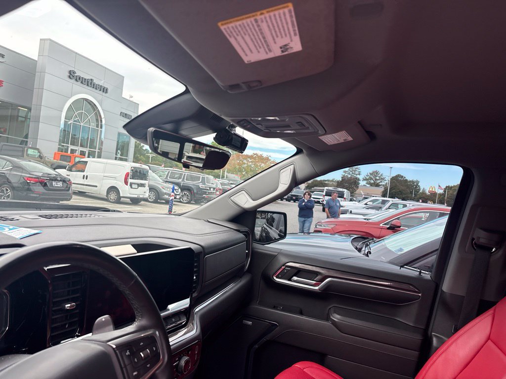Used 2024 Chevrolet Silverado 1500 LTZ AWD/4WD image 20