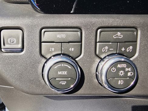 New 2026 GMC Sierra 1500 Elevation image 21