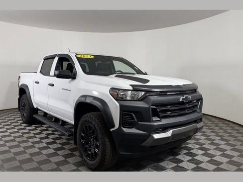Used 2023 Chevrolet Colorado Trail Boss w/ Advanced Trailering Package AWD/4WD image 1