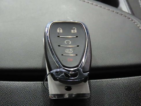 Used 2023 Chevrolet Camaro LT image 17