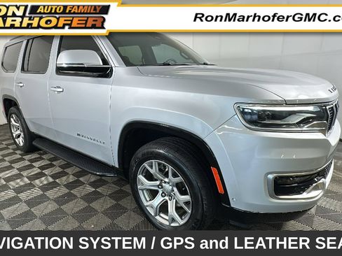 Used 2022 Jeep Wagoneer Series II w/ Rear Seat Video Group 1 RWD image 1