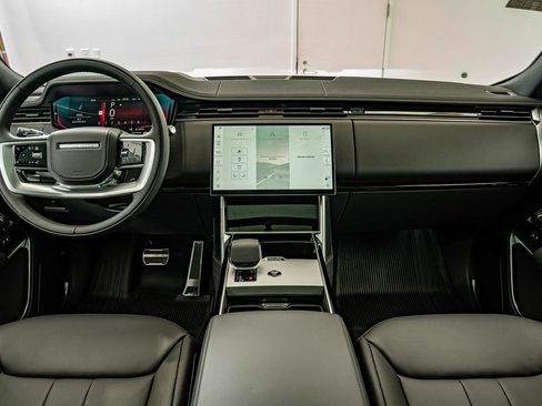 New 2026 Land Rover Range Rover SE AWD/4WD image 29