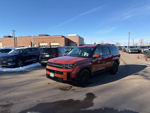 Certified 2025 Hyundai Santa Fe Calligraphy image 4