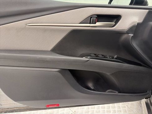 Certified 2025 Toyota Camry SE FWD image 11