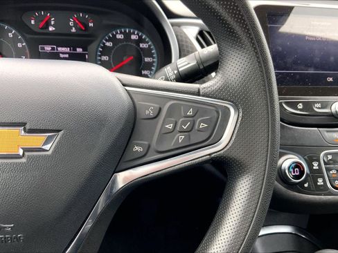 Used 2024 Chevrolet Malibu LT FWD image 24