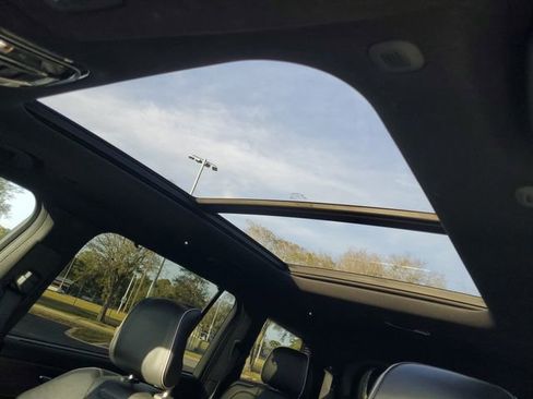 Used 2021 Jeep Grand Cherokee L Summit w/ Advanced Protech Group IV image 10