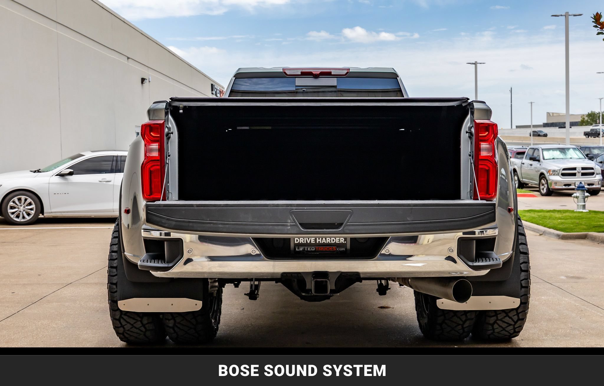 Used 2026 Chevrolet Silverado 3500 LTZ w/ LTZ Texas Edition AWD/4WD image 9