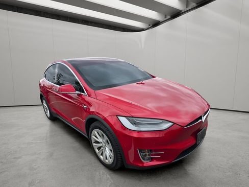 Used 2021 Tesla Model X Long Range AWD/4WD image 13