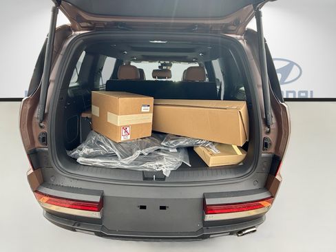 New 2026 Hyundai Santa Fe Limited FWD image 18