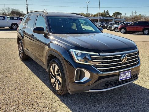 Used 2024 Volkswagen Atlas SE image 4