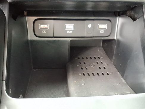 Used 2023 Kia Sorento S FWD image 23