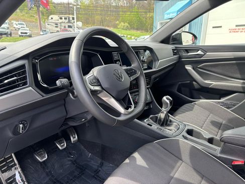 Used 2024 Volkswagen Jetta Sport FWD image 16