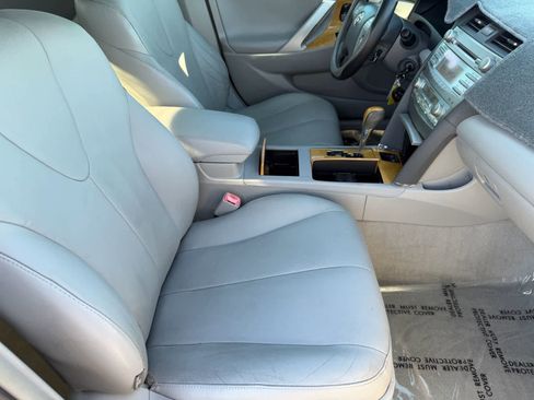 Used 2007 Toyota Camry XLE image 11
