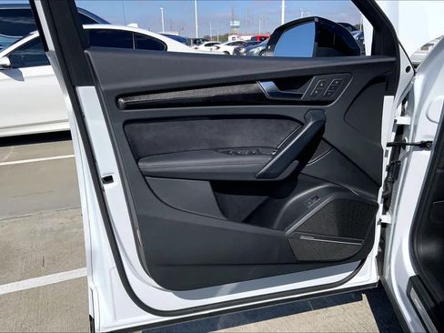Used 2025 Audi SQ5 Premium Plus image 26