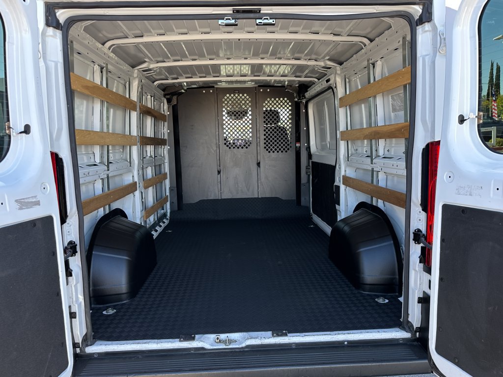 Used 2025 RAM ProMaster 2500 w/ U-Haul Equipment Group FWD image 20