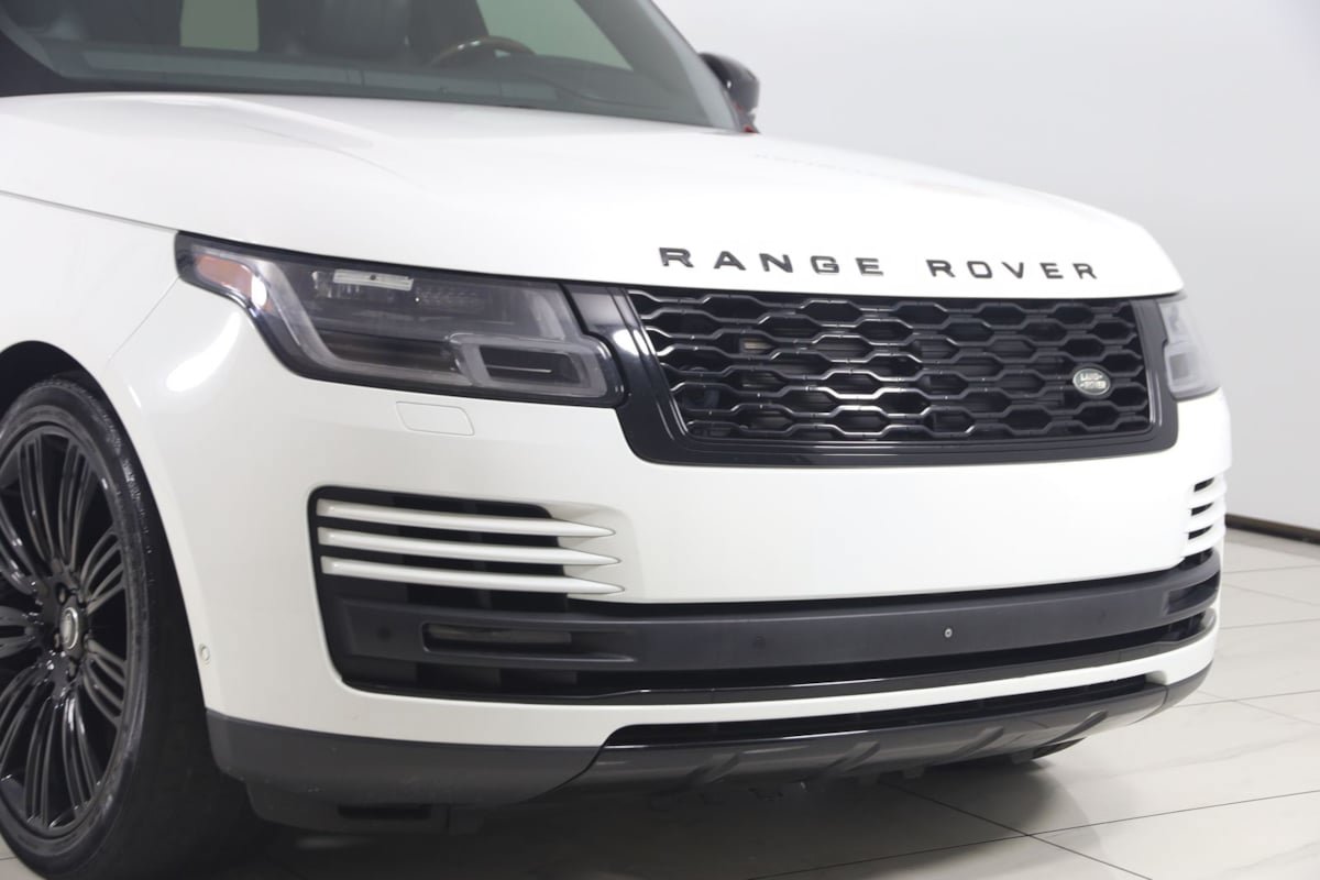Used 2018 Land Rover Range Rover Supercharged AWD/4WD image 35
