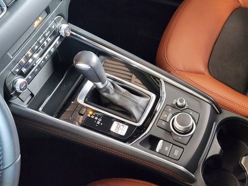 Certified 2025 MAZDA CX-5 Carbon Edition image 18