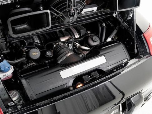 Used 2011 Porsche 911 Carrera S image 27