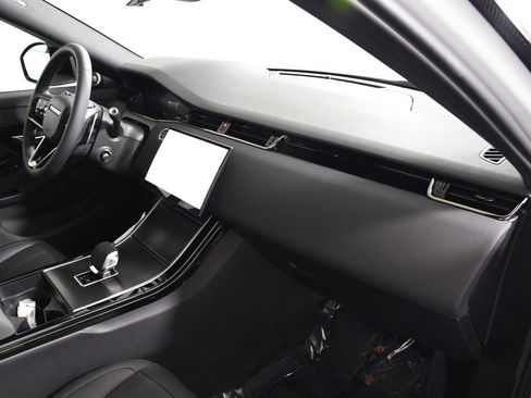 Certified 2026 Land Rover Range Rover Evoque Dynamic SE AWD/4WD image 19