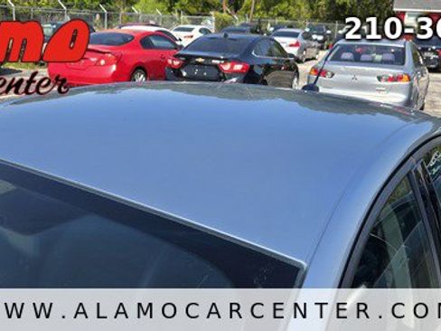 Used 2017 Ford Fusion SE image 9