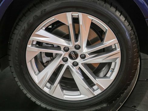 Certified 2024 Audi Q7 3.0T Premium Plus AWD/4WD image 10