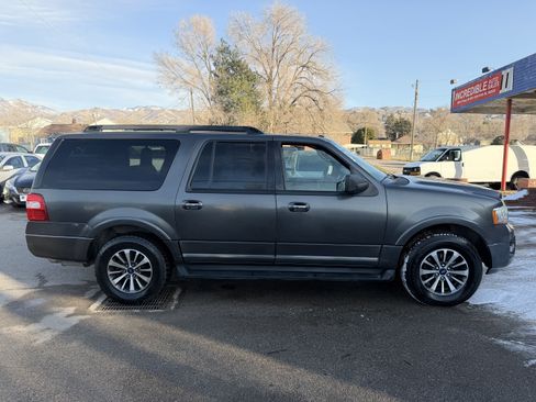 Used 2016 Ford Expedition EL XLT AWD/4WD image 3