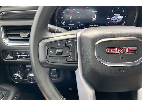 Used 2023 GMC Yukon SLT w/ SLT Premium Package AWD/4WD image 20