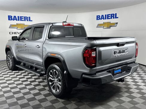 Used 2023 GMC Canyon Denali image 3