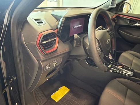 New 2026 Chevrolet TrailBlazer RS w/ Convenience Package AWD/4WD image 17