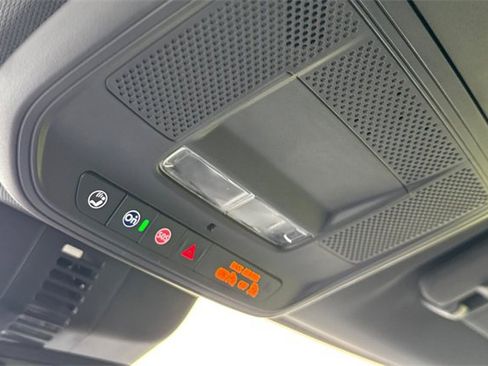 Used 2024 GMC Acadia Elevation image 25